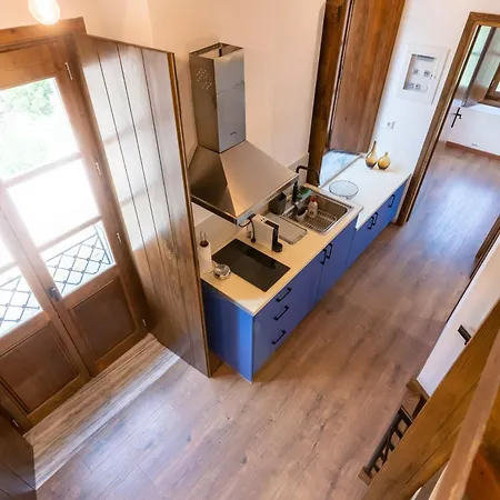 Indigo Leonidion Apartment Exterior photo