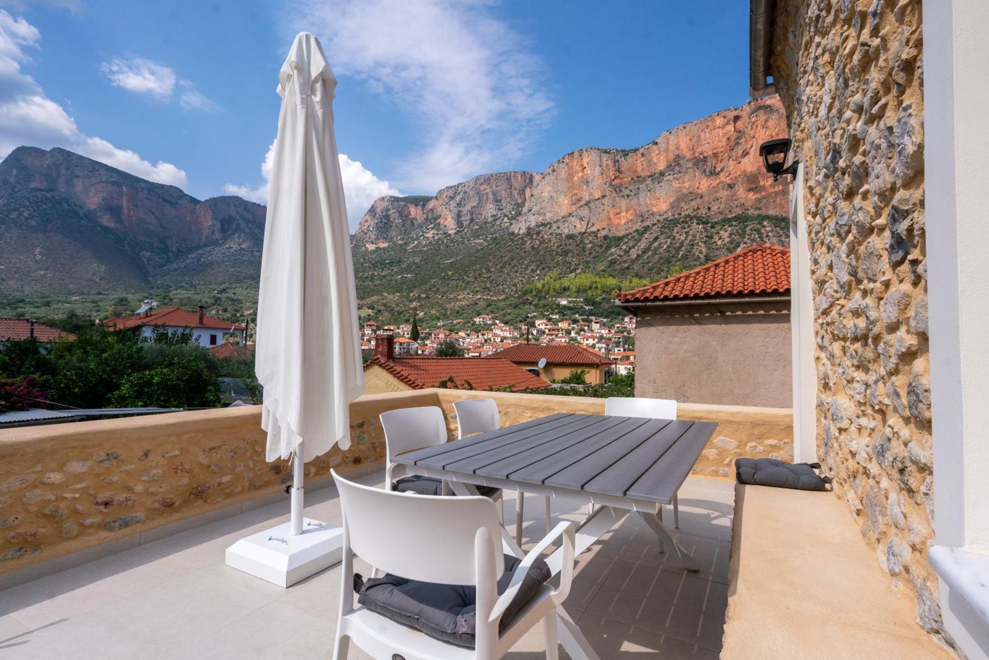 Apartment Indigo Leonidio