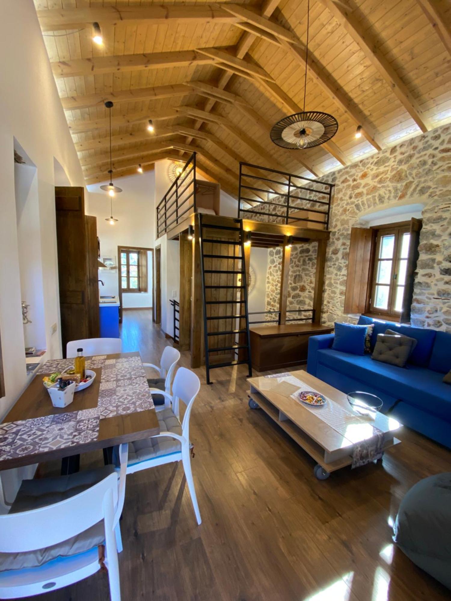 Apartment Indigo Leonidio